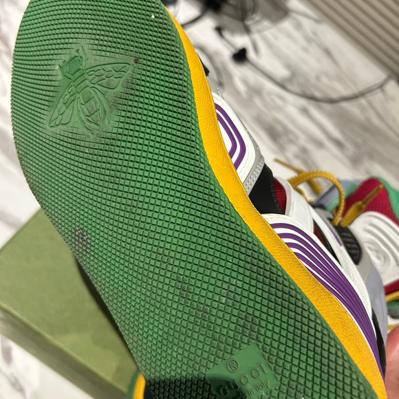 Pre Owned
Come with Box - Picture 5 of 10